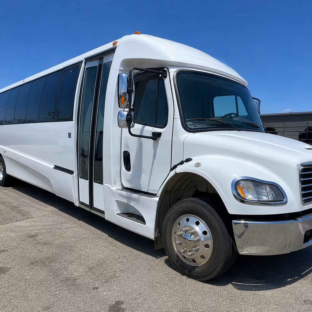 15 passenger minibus