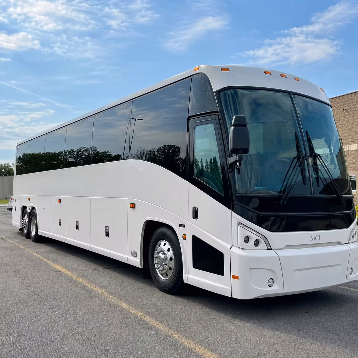 hayward charter bus rentals for warriors games and concerts