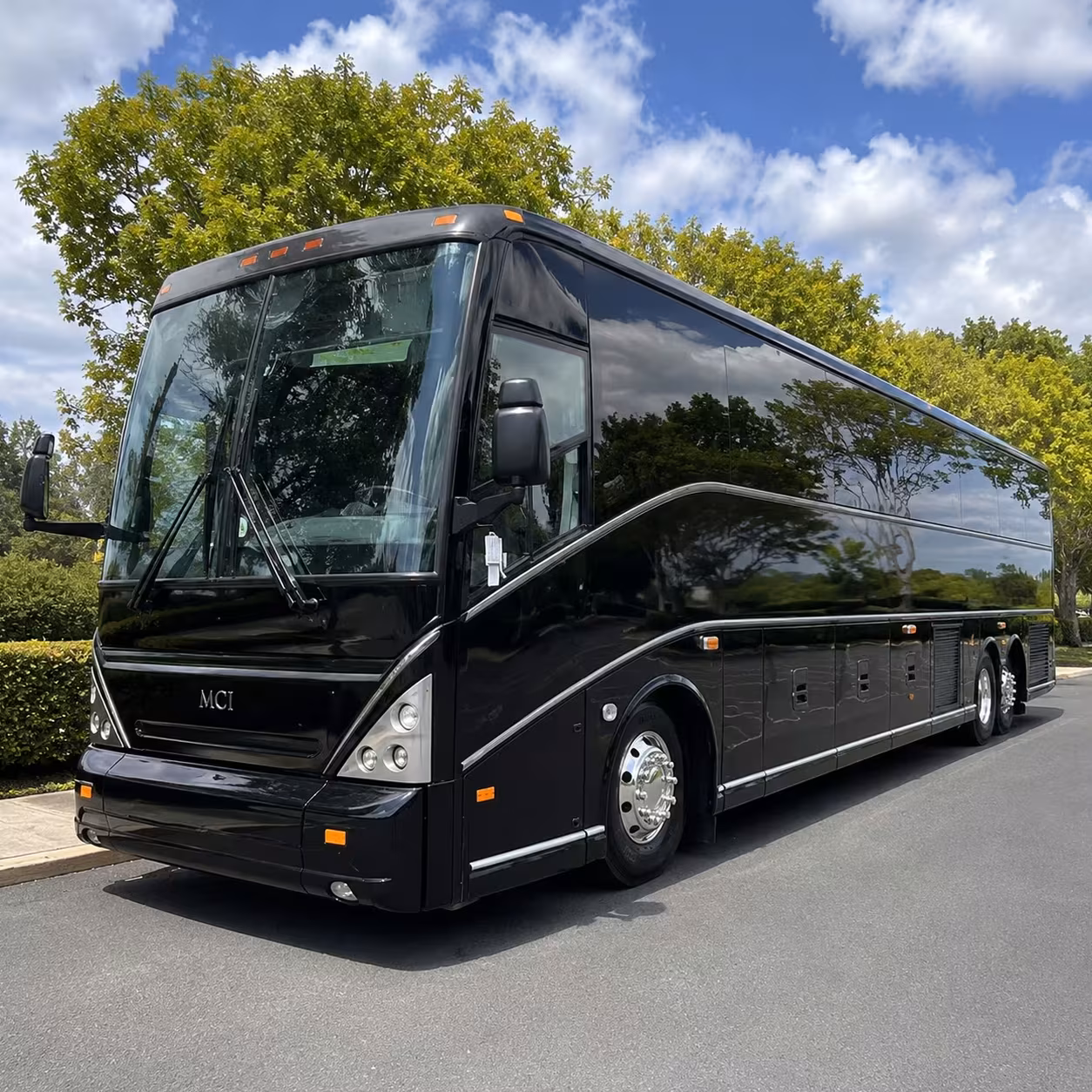 hayward concert bus rentals to chase center in san francisco