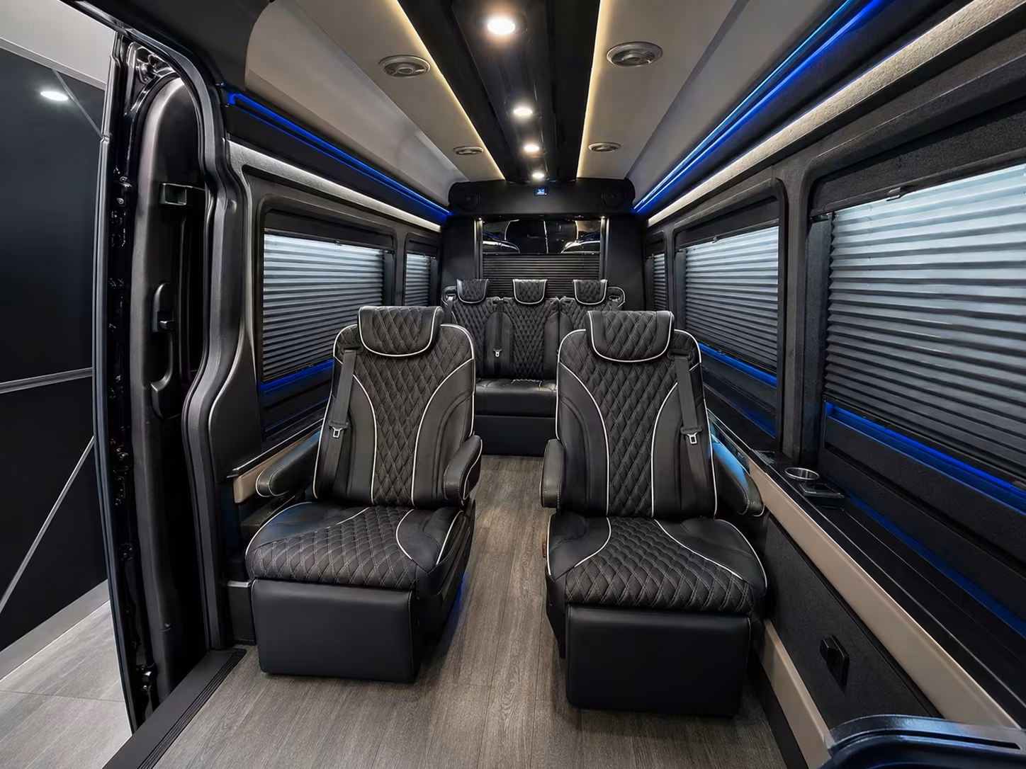 instant online quotes for hayward airport shuttle buses